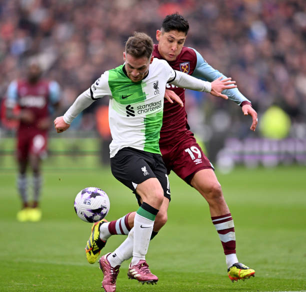 然在赛季中 然在赛季中